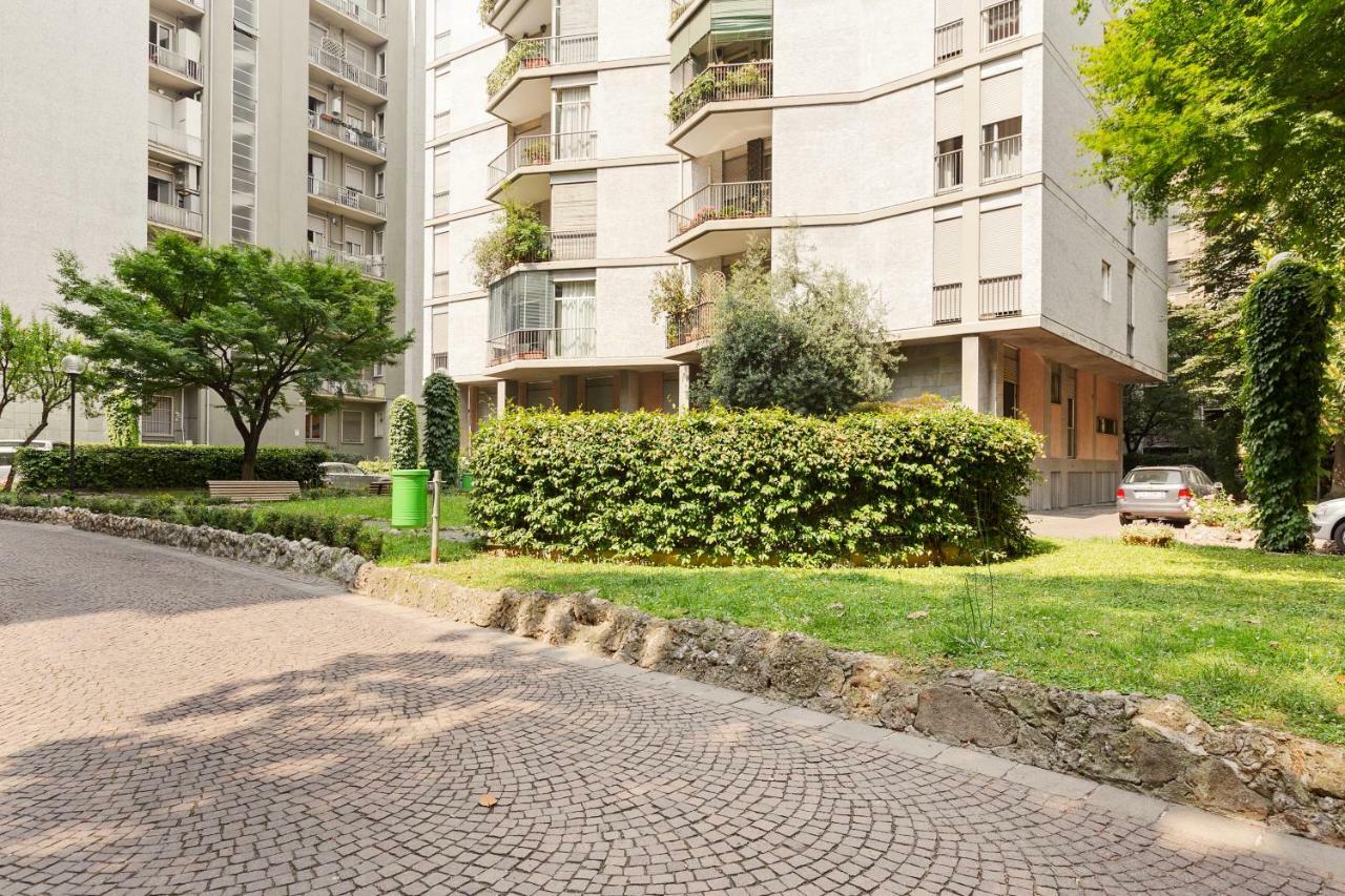 Апартаменты Moscova Balcony Flat Милан Экстерьер фото